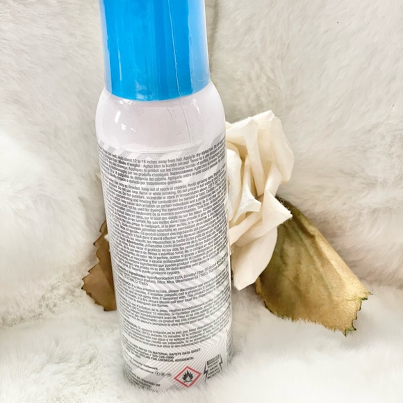 New with tag PUNKY COLOUR TEMPORARY HAIR COLOR BLUE. Washes out with One Shampoo - Picture 2 of 3